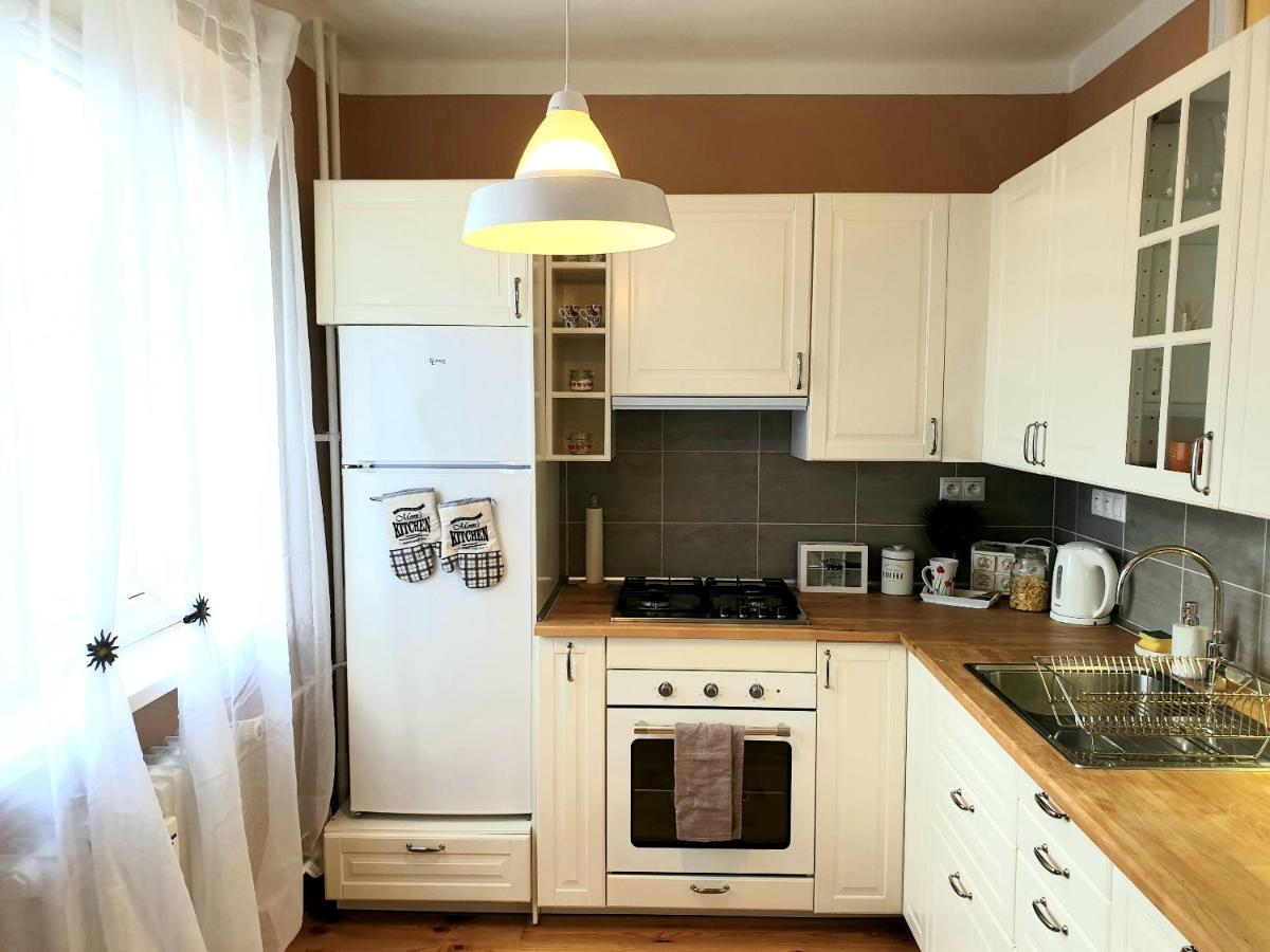 Apartman Central, Self Check In 24 H, Free Parking Банска-Бистрица Экстерьер фото