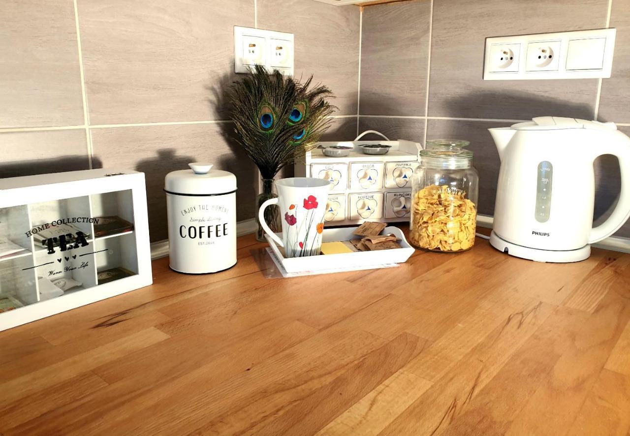 Apartman Central, Self Check In 24 H, Free Parking Банска-Бистрица Экстерьер фото